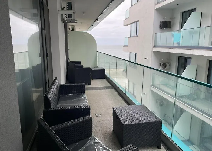 Sara - Endless Summer Mamaia Nord *