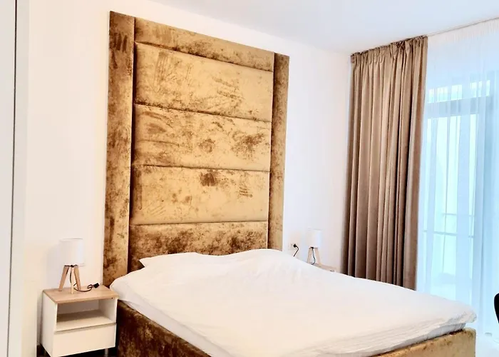 Sara - Endless Summer Mamaia Nord * Năvodari