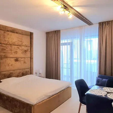 Sara - Endless Summer Mamaia Nord Апартаменты